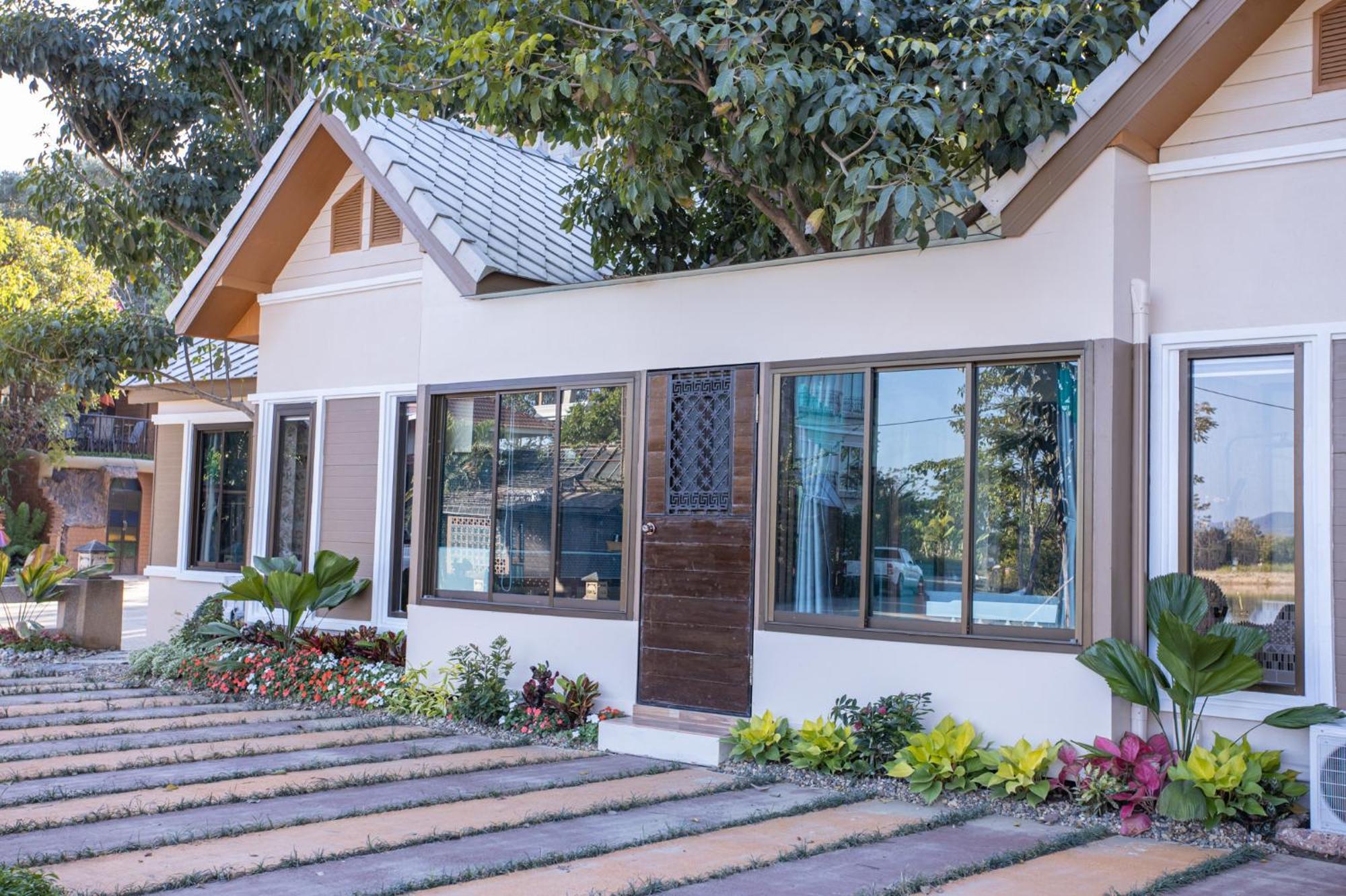 Mana-An Lake Hill Resort มานาอันเลคฮิลล์รีสอร์ต Chiang Mai Bagian luar foto