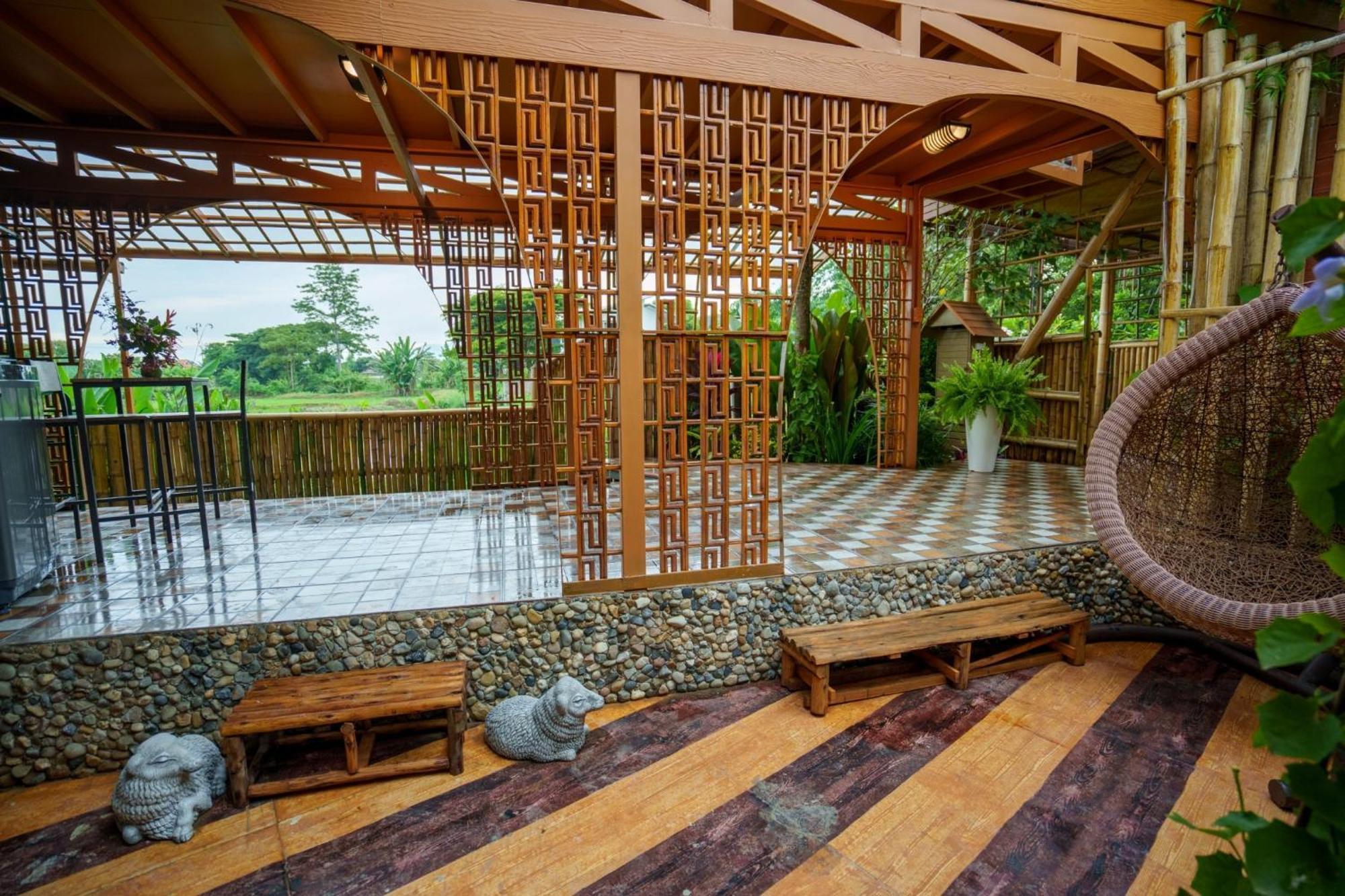 Mana-An Lake Hill Resort มานาอันเลคฮิลล์รีสอร์ต Chiang Mai Bagian luar foto