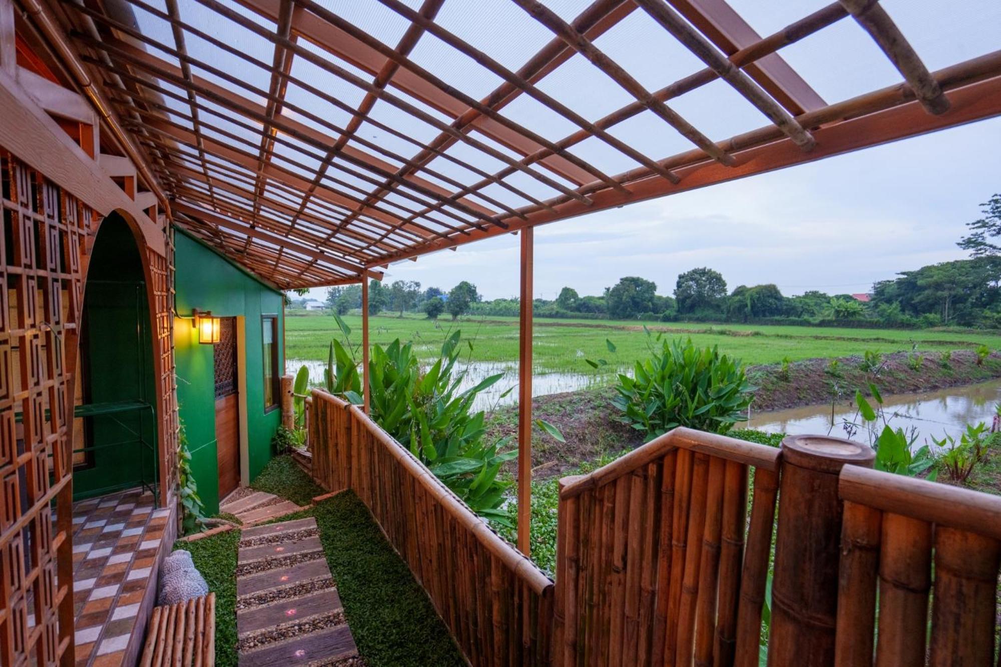 Mana-An Lake Hill Resort มานาอันเลคฮิลล์รีสอร์ต Chiang Mai Bagian luar foto